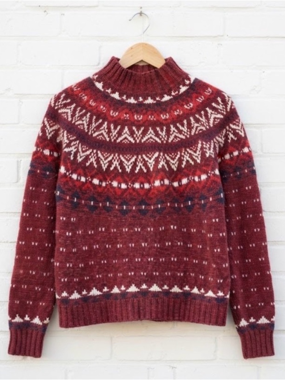 American Eagle Outfitters Red Maroon Fair Isle Turtleneck Sweater